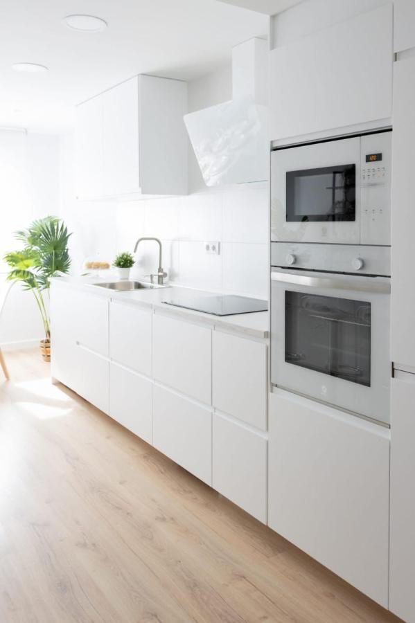 Lujoso Apartamento Entre 2 Playas Con Garaje, Wifi Χιχόν Εξωτερικό φωτογραφία