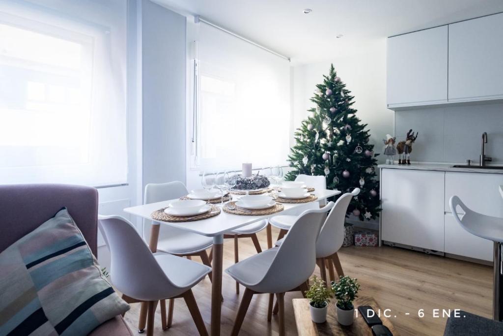 Lujoso Apartamento Entre 2 Playas Con Garaje, Wifi Χιχόν Εξωτερικό φωτογραφία